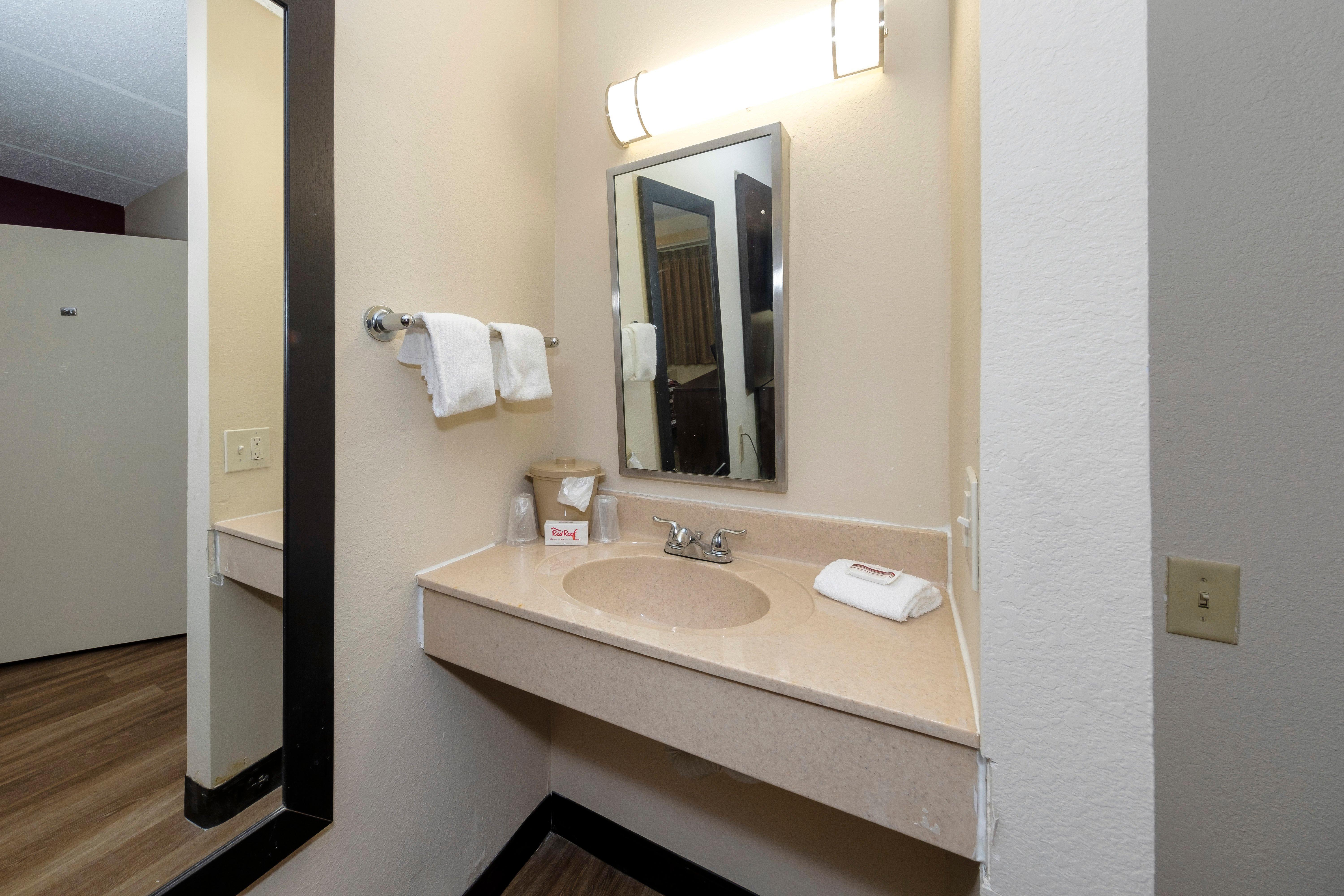 Red Roof Inn Tampa - Brandon Buitenkant foto